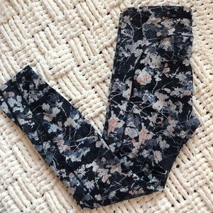 lululemon speed up 28” 💙